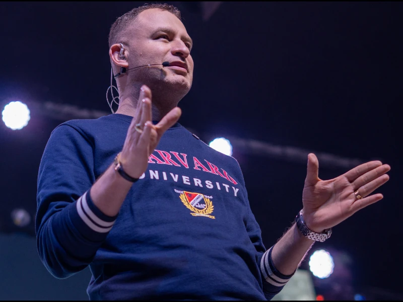 Pastor Andrés Arango — Psicólogo Clínico